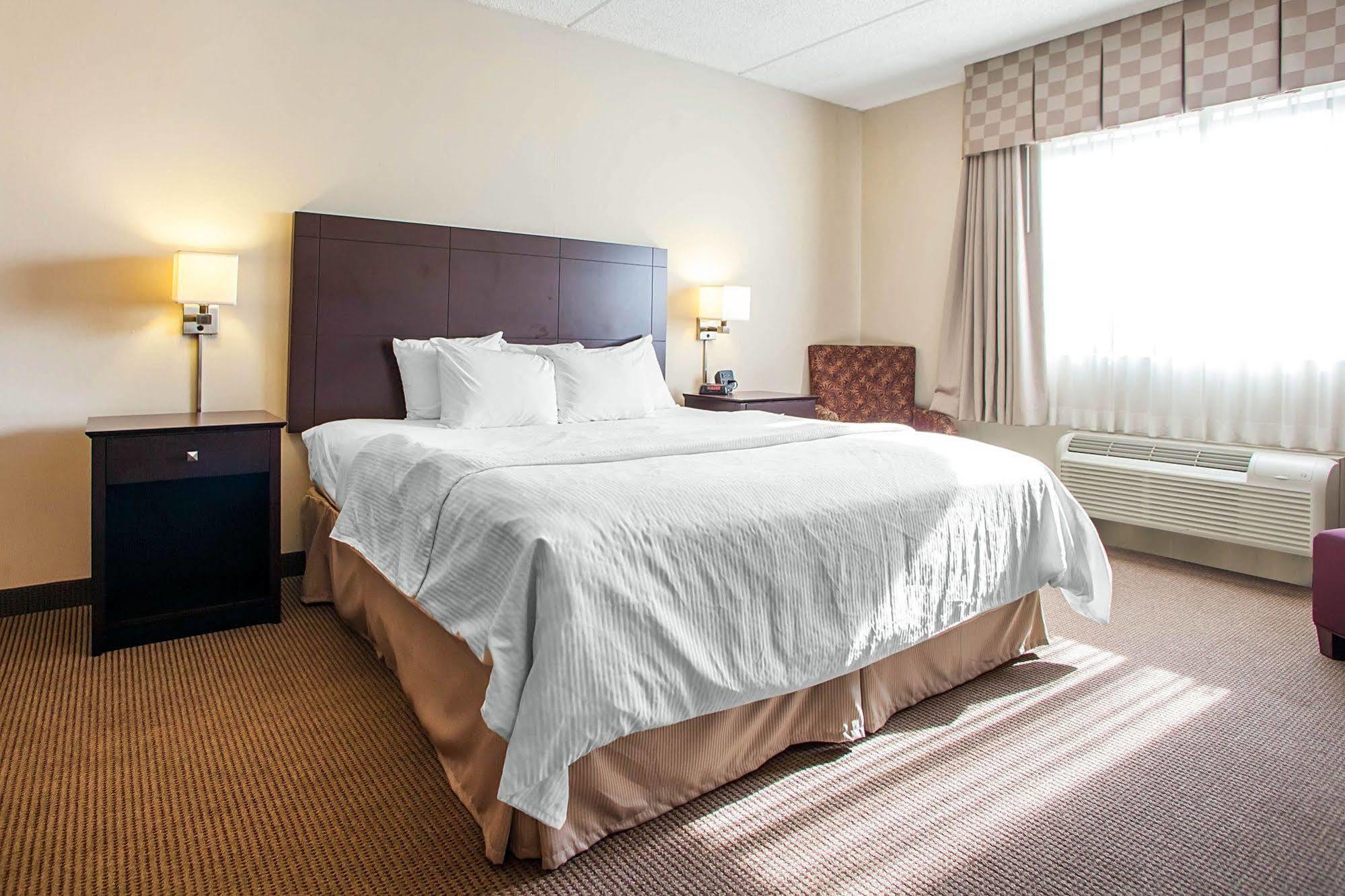 Four Points By Sheraton Milwaukee Airport Eksteriør billede