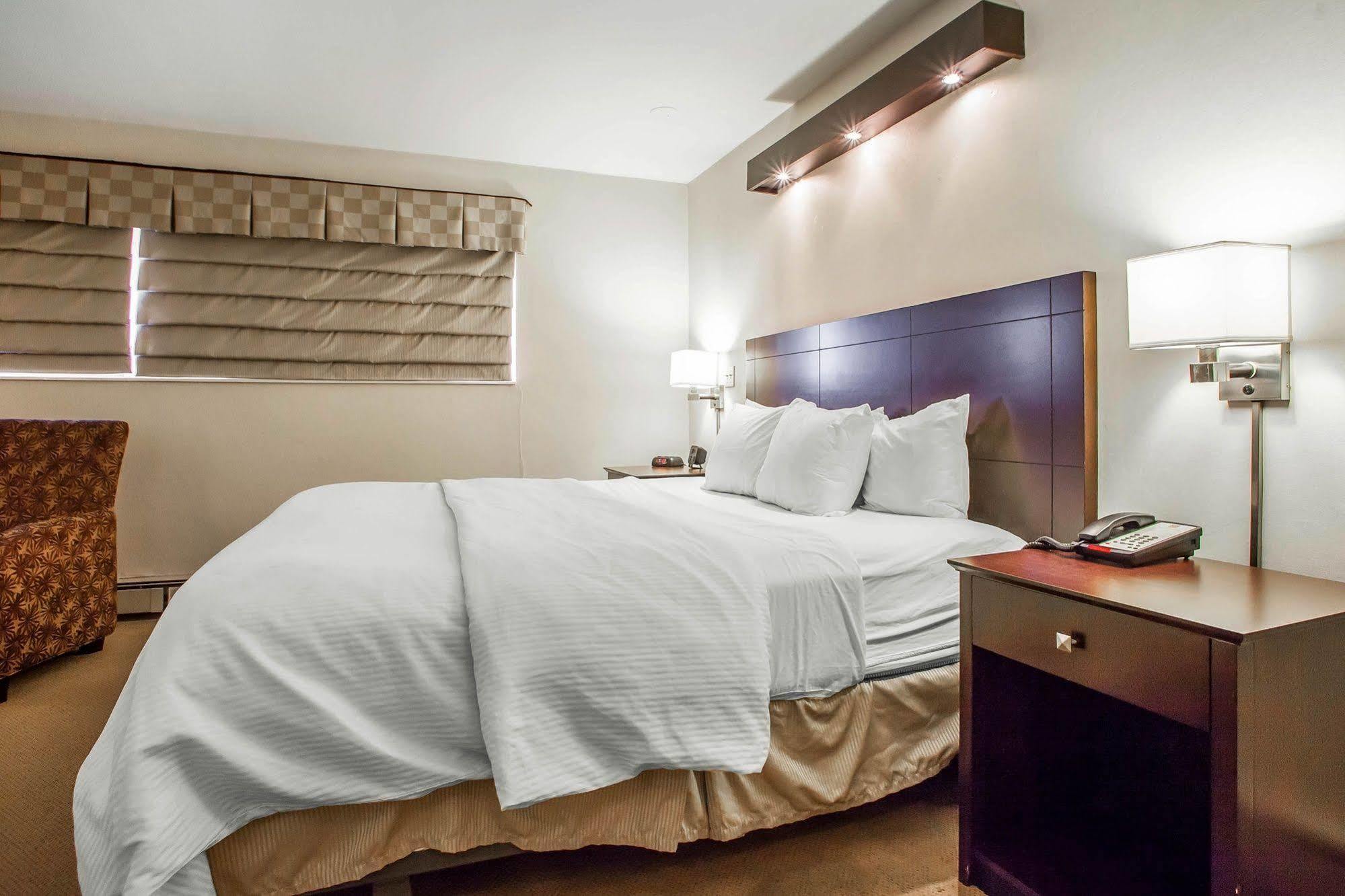 Four Points By Sheraton Milwaukee Airport Eksteriør billede